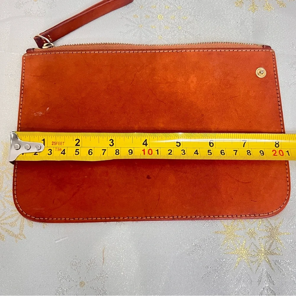 Mansur Gavriel mansur gavriel